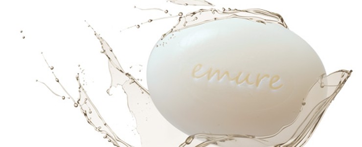 Made in Japanの保湿石鹸で潤いキープ！emure soap(1個入)